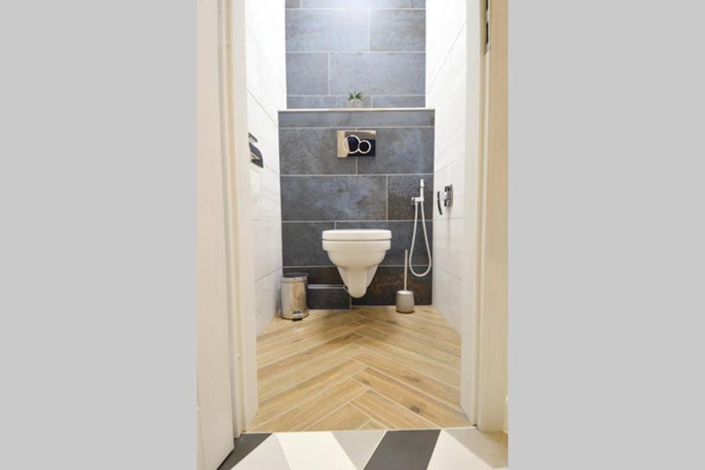Brandly New Apartment Andel Prague Luaran gambar